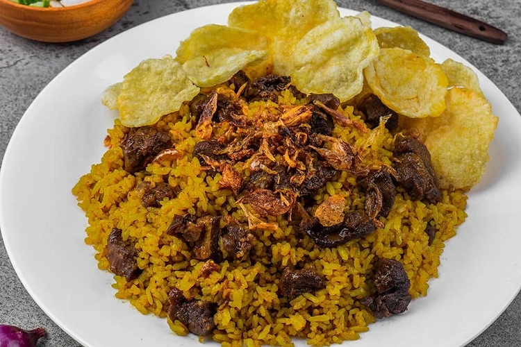 Nasi goreng kambing, Sumber: travel.kompas.com