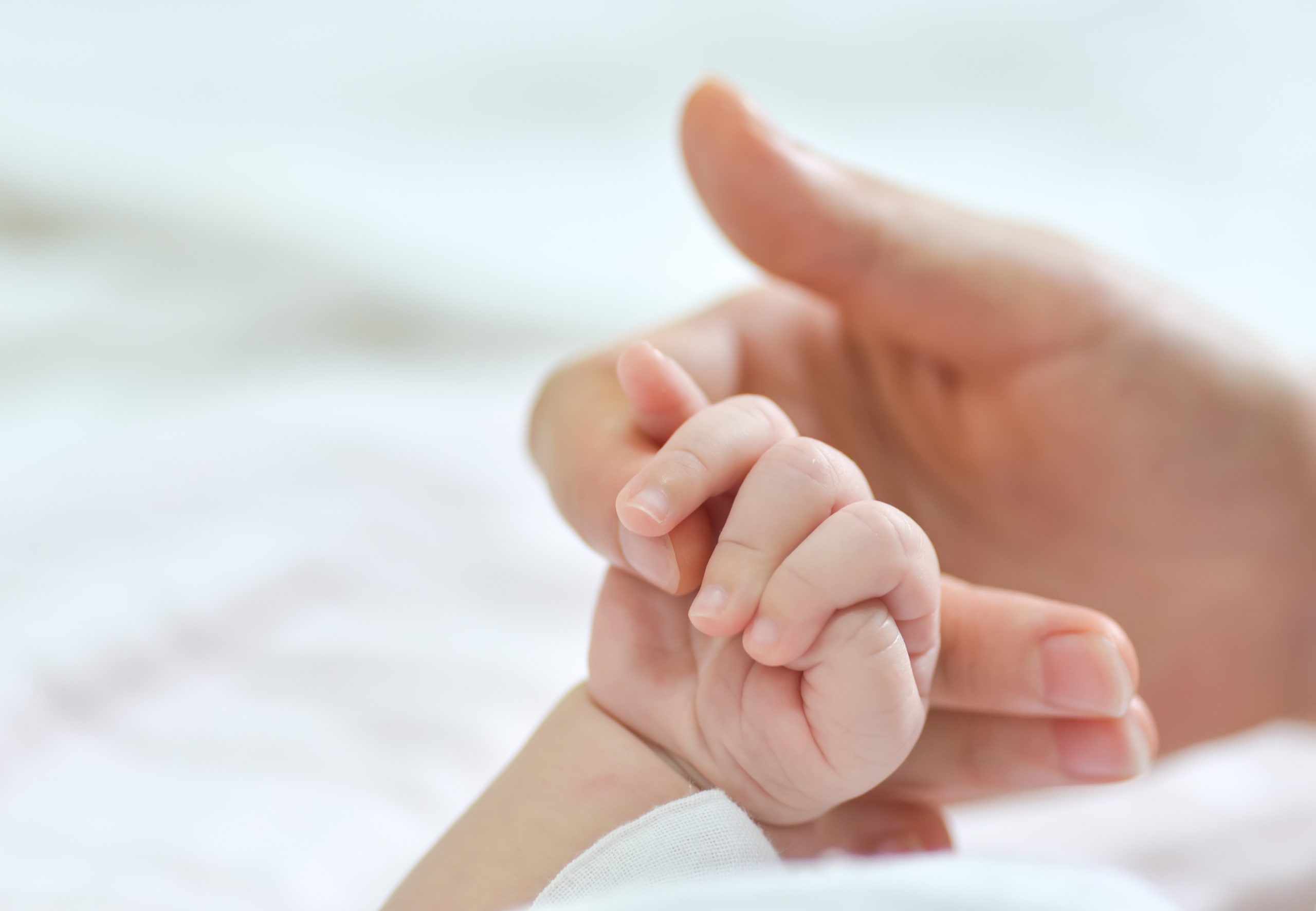 Tips merawat bayi 1 bulan dengan Mudah dan tepat. Sumber Taniakidscenter